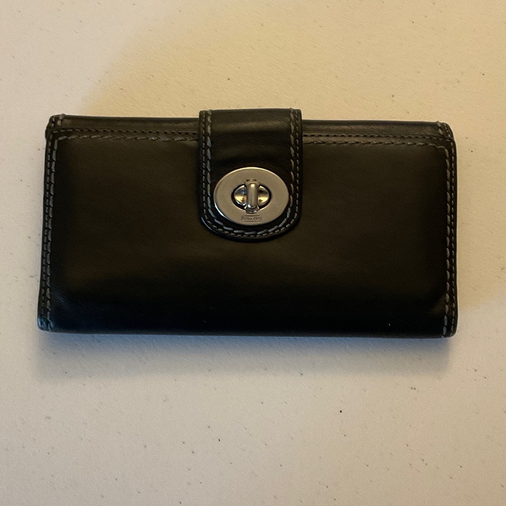 COACH Vintage Black Leather Turnlock Wallet - Picture 1 of 14